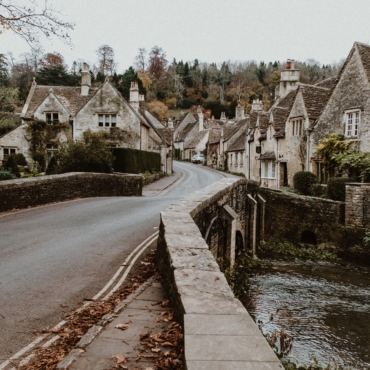 Почему Касл Комб называют самой красивой деревней в Англии