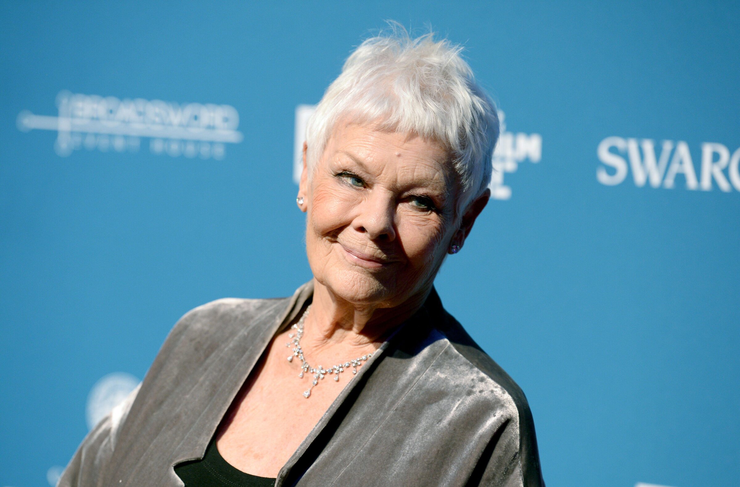 Оливер денч. Dame Judi Dench. Джуди Денч Британская актриса. Джуди Денч Джульетта. Джуди Денч фото.