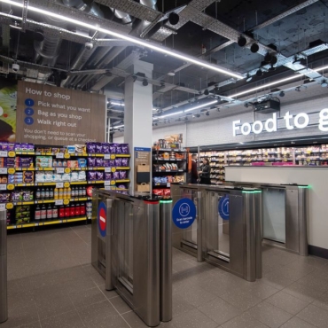 В Лондоне открывается супермаркет без касс от Tesco