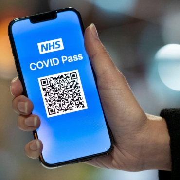Информация о бустерной вакцинации теперь отражается в NHS COVID Pass