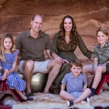 Уильям и Кейт поместят на рождественскую открытку семейное фото из Иордании