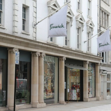 Один из старейших универмагов Fenwick закрывает магазин в Лондоне после более 100 лет работы