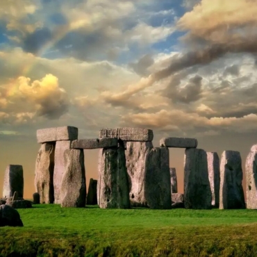 Summer Solstice 2024: what we celebrate and what Stonehenge has to do with it