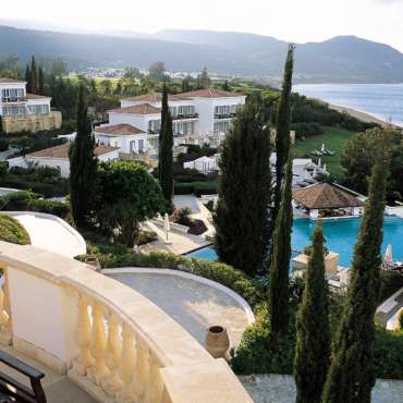 Райский оазис, уединение и изящная роскошь: чем привлекает отель Anassa на Кипре