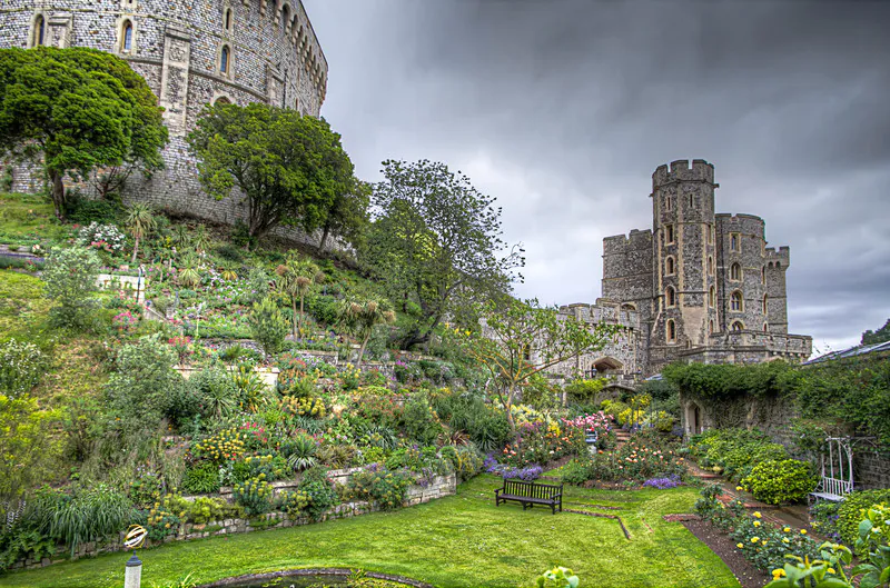 CastleGarden-L