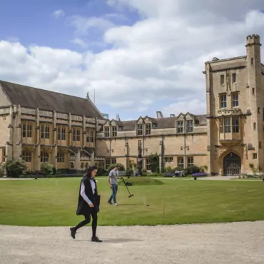 Oxford и Cambridge названы лучшими в рейтинге Times Higher Education