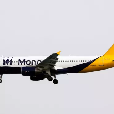 Глава Monarch объяснил, почему авиакомпания прекращает полеты