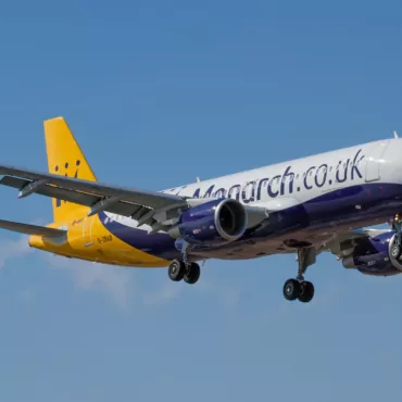 Авиакомпания Monarch внезапно отменила все рейсы со 2 октября