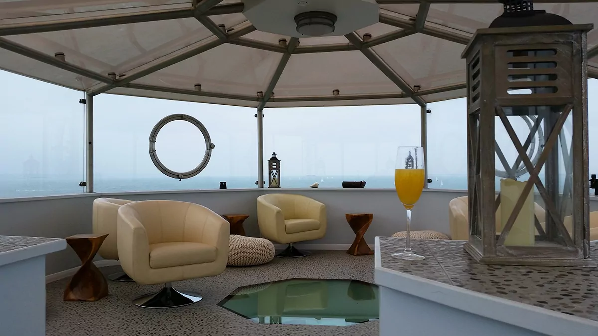 No Man’s Land Hotel Англия