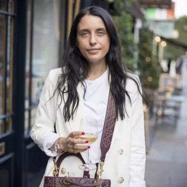 Дарья Тинькова: какое вино покупать и пить в Лондоне