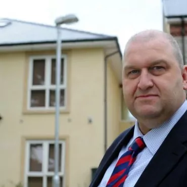 Найден мертвым министр правительства Уэльса, уволенный из-за обвинений в домогательствах