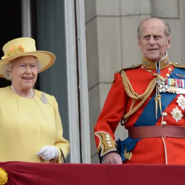 70 лет королевского брака. Елизавета II и принц Филипп празднуют платиновую свадьбу