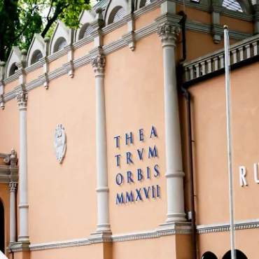 Эрмитаж впервые станет партнером русского павильона на Венецианской биеннале