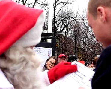 На ярмарке в Хельсинки Санта Клаусу передали письмо от принца Джорджа