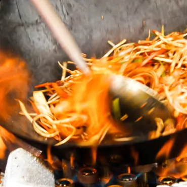 Ресторан уличной еды в Бангкоке получил мишленовскую звезду