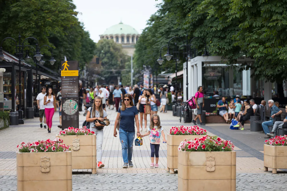 Переезд в Болгарию из Москвы с мужем и тремя детьми: плюсы и минусы