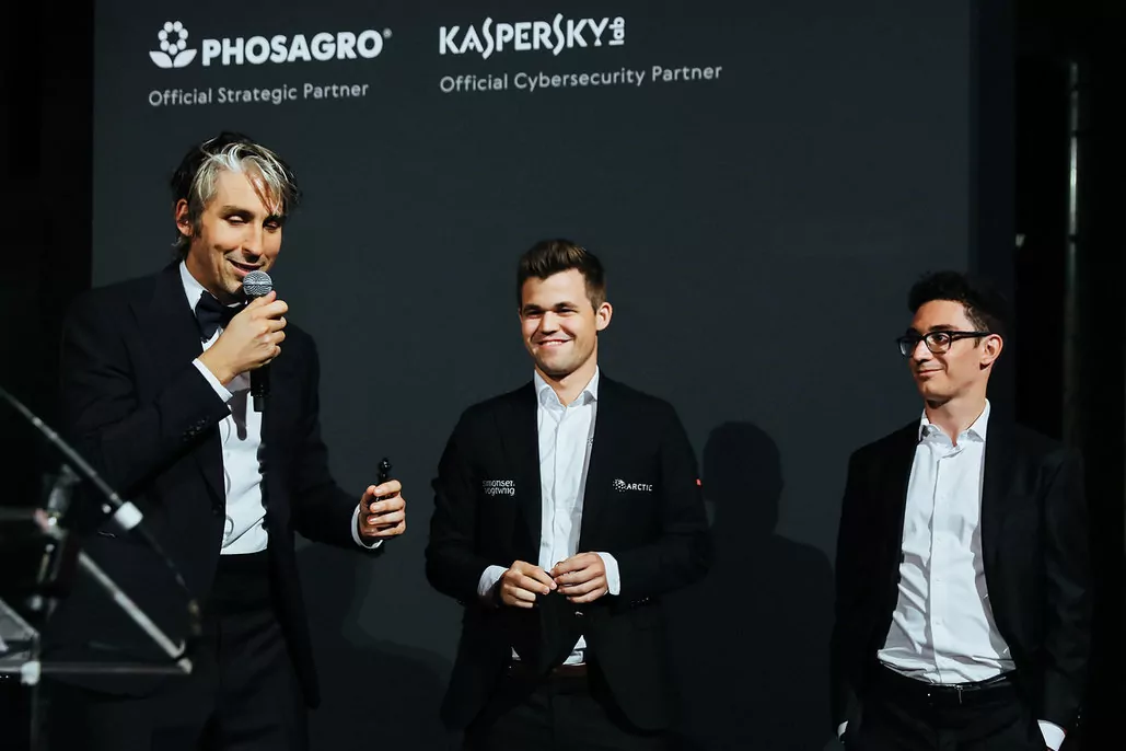World Chess Магнус Карлсен и Фабиано Каруана