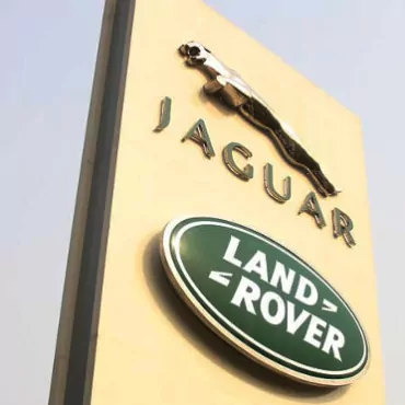 Крупнейший представитель британского автопрома Jaguar Land Rover сокращает 5 000 рабочих мест