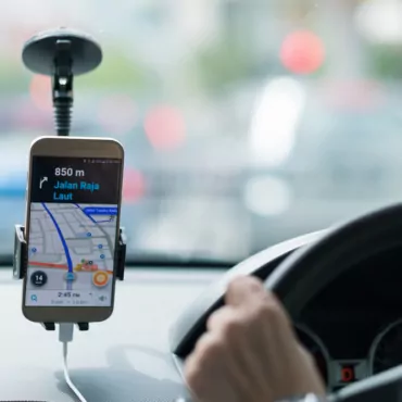 Uber в Лондоне подорожает на 15 пенсов за милю, чтобы водители могли пересесть на электромобили