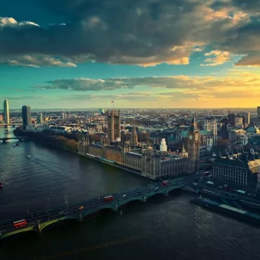 Goodbye, London. Почему лондонцы бегут на север Англии?