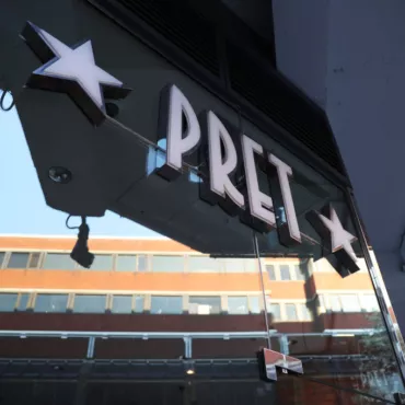 Некоторые магазины Pret a Manger откроются уже завтра