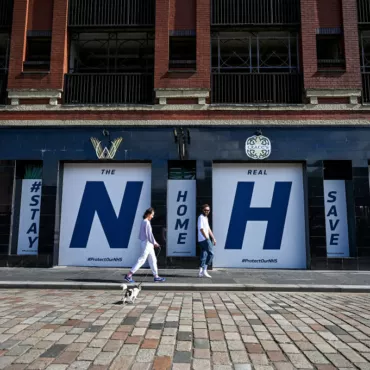 Акция «One Million Claps» призывает делать пожертвования NHS