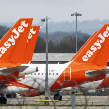 EasyJet возобновит полеты в июне