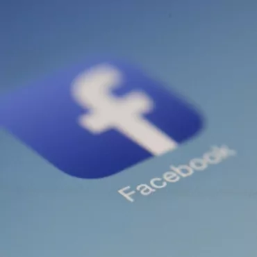 Facebook позволит пользователям отключать политическую рекламу