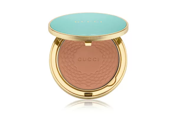 GUCCI Poudre De Beauté Éclat Soleil powder 