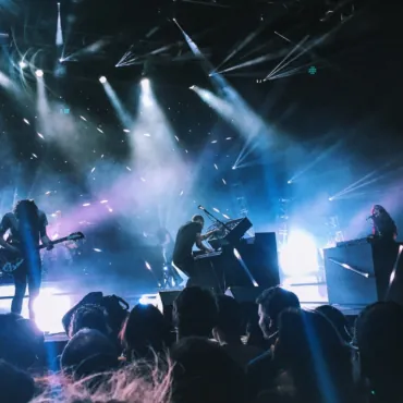 Show must go on: documentaries about British musicians