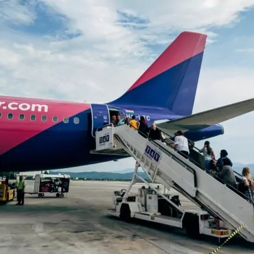 Wizz Air 15 августа откроет рейсы из Лондона в Москву и Санкт-Петербург