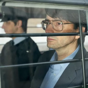 ITV выпустил сериал «Дес» о деле против лондонского маньяка