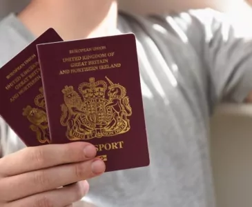 Еще 25 стран закрыли границы с Великобританией из-за нового штамма коронавируса