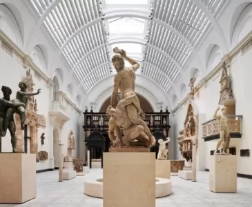 V&A запустил цифровую платформу для тех, кто любит искусство и скучает по музеям