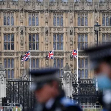 Британия ввела санкции в отношении 14 россиян, связанных с делом Магнитского