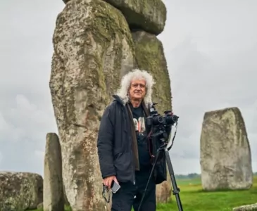 Старейшее семейное фото из Стоунхенджа обнаружилось в архиве гитариста Queen Брайана Мэя