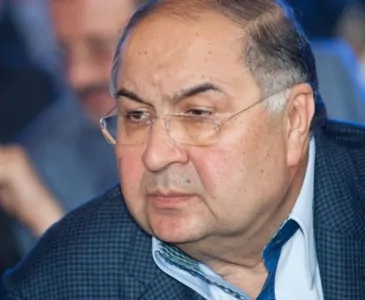 Алишер Усманов перестал быть владельцем своих британских домов еще до санкций