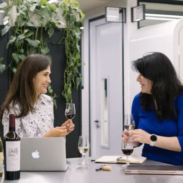 Как компания Wine Origins собирает в Лондоне библиотеку редких вин и автохтонных сортов