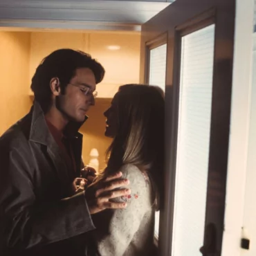 For a cozy evening with a cup of cocoa: nine British movies about love