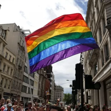 В преддверии London Pride parade: большой гид по ЛГБТК+ культуре в Лондоне