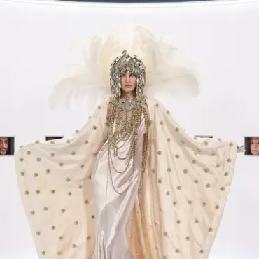 Неделя высокой моды в Париже: о чем молчали и говорили на французских подиумах